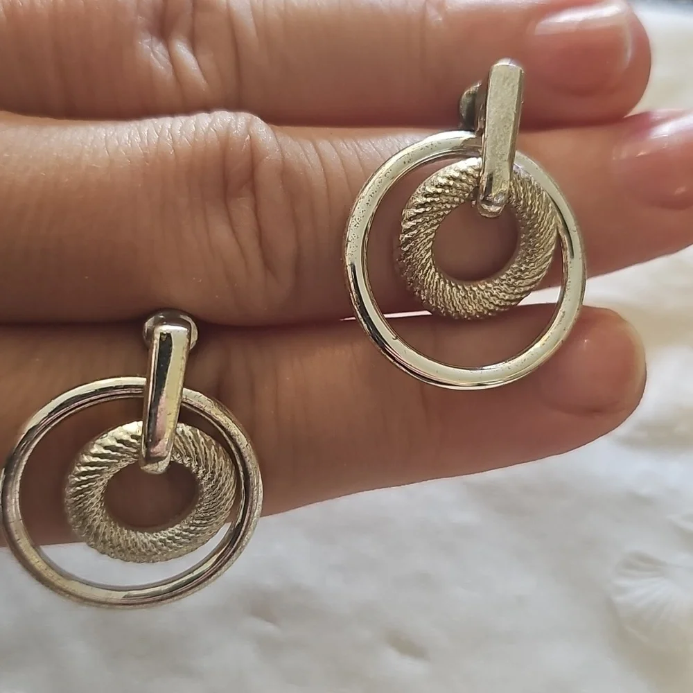 Anne Klein anne klein